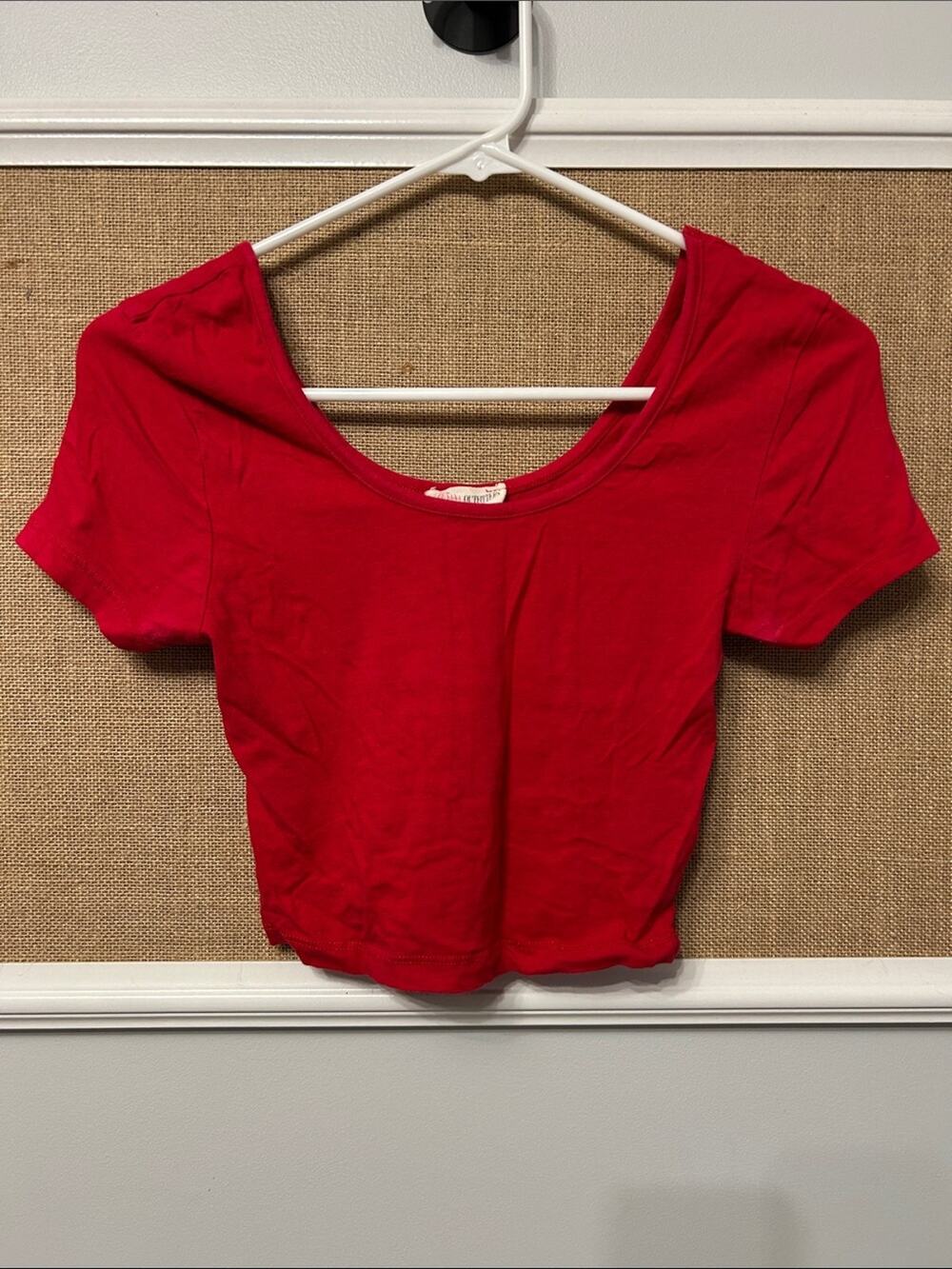 Zenana Outfitters Red Scoop Neck Short Sleeve Crop Top